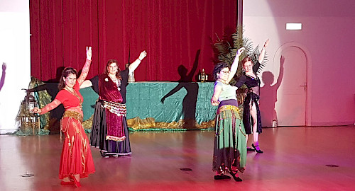 Orientalische Tänzerinnen des Walddörfer SV