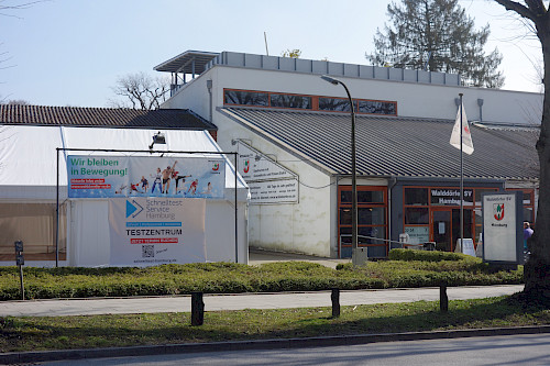 Corona Schnellstest im Walddörfer Sportforum