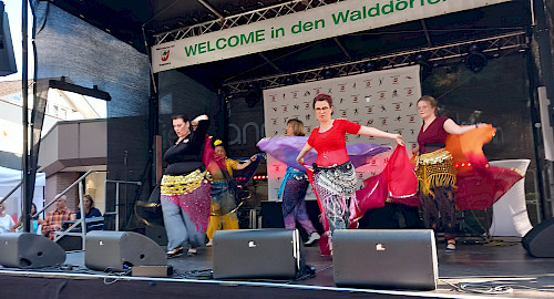 Orientalischer Tanz auf dem Volksdorfer Stadtteilfest 2022