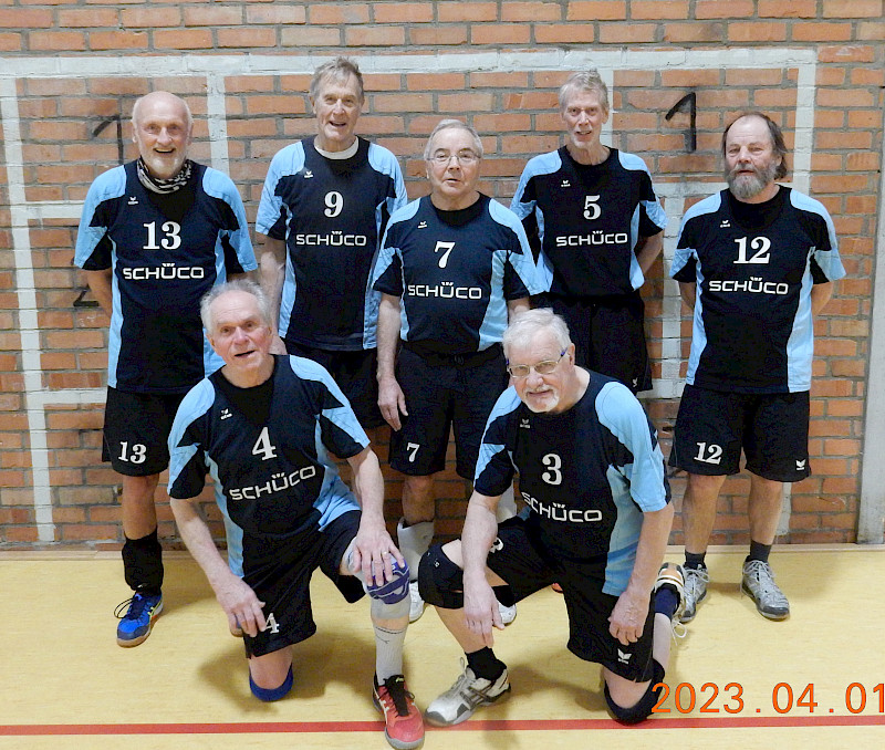 V.l.n.r stehend: Heinz, Dieter, Günter, Aggi, Eckard; knieend: Frieder, Hardi