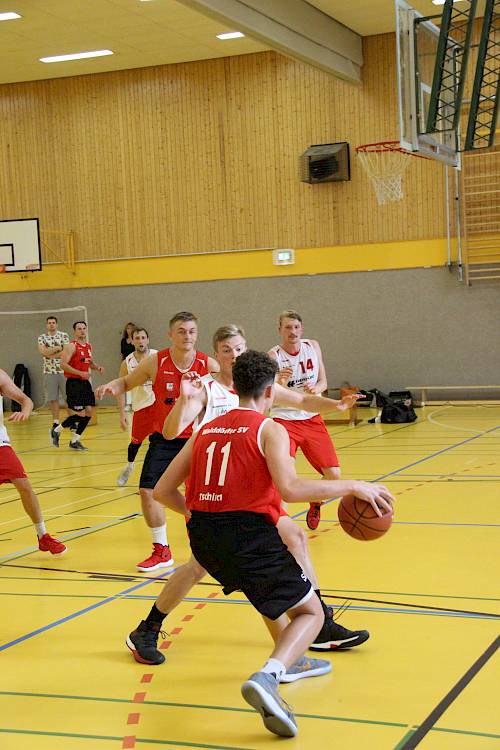 Beim Ganztagstraining am 8.9.18 bereiteten sich die 1. Herren noch einmal auf die bevorstehende Saison vor